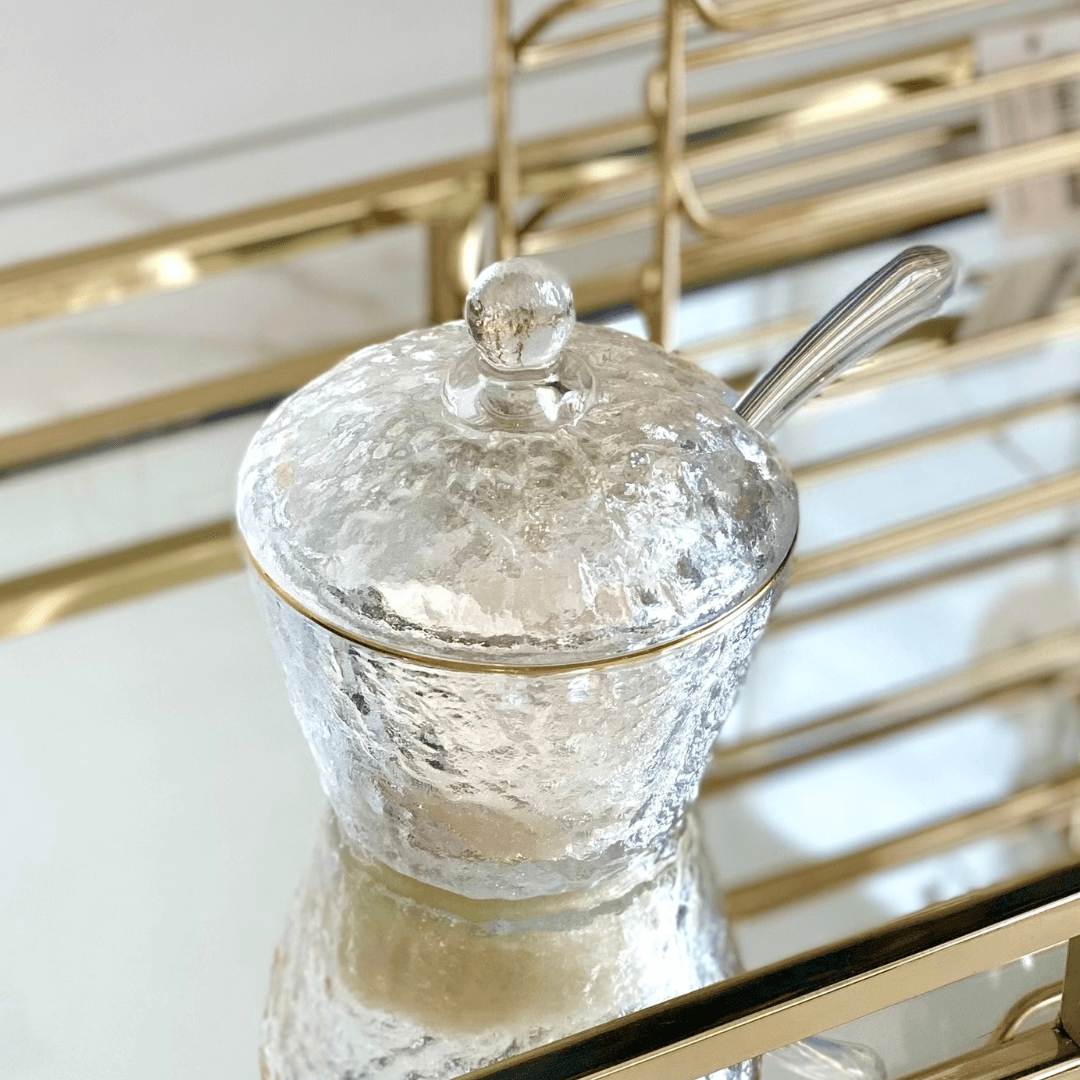 Açucareiro em Cristal de Chumbo Martelado com Colher com Borda Dourada Petra 10cm